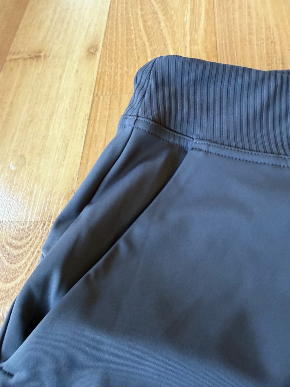 FootJoy NWT women’s joggers charcoal gray golf pants size large - Picture 4 of 10